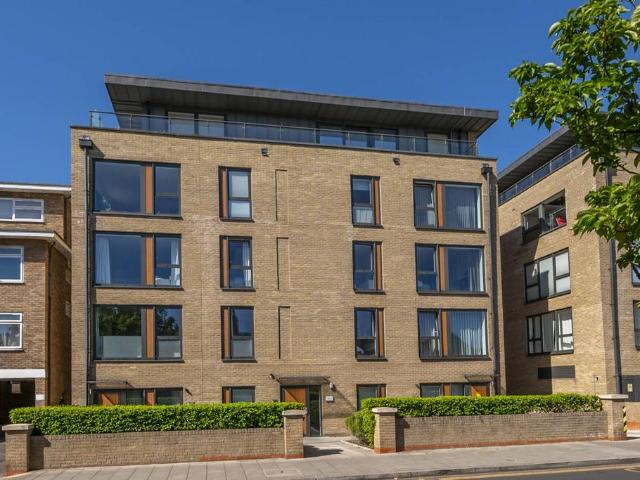 1 bedroom flat for sale