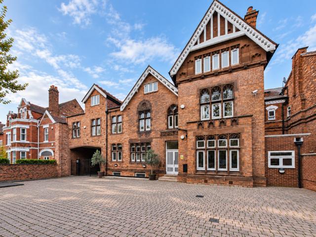 1 bedroom flat for sale