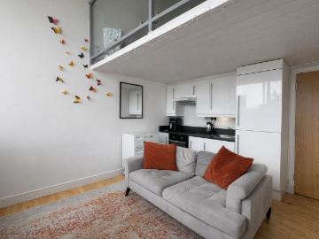 1 bedroom flat for sale