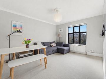 1 bedroom flat for sale