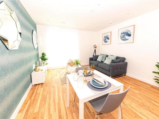 1 bedroom flat for sale