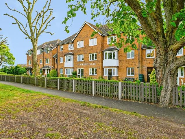 1 bedroom flat for sale