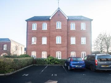 1 bedroom flat for sale