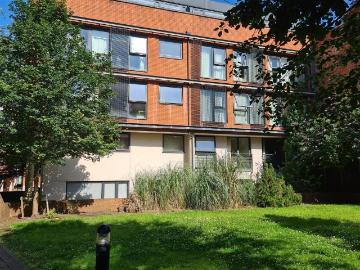 1 bedroom flat for sale