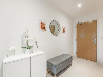 Harrow, Greater London - Balcony, Equipped kitchen