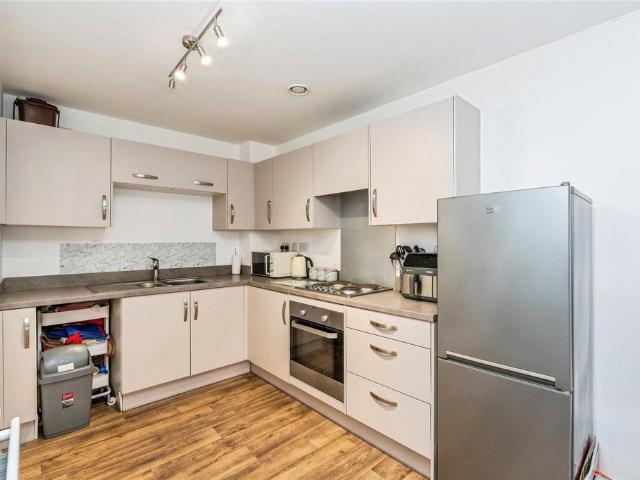 1 bedroom flat for sale