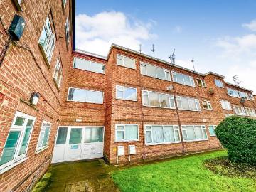 Flat for sale in Broxtowe - Garden
