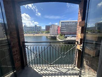Wapping Quay L3 Liverpool, L1, North East Wales, Midlands