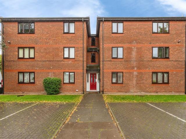 1 bedroom flat for sale