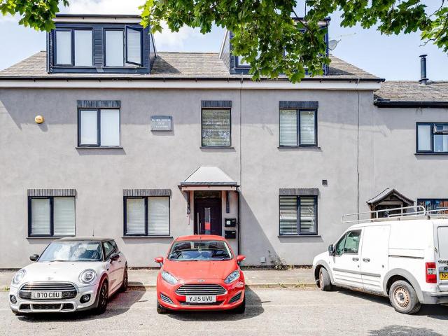 1 bedroom flat for sale