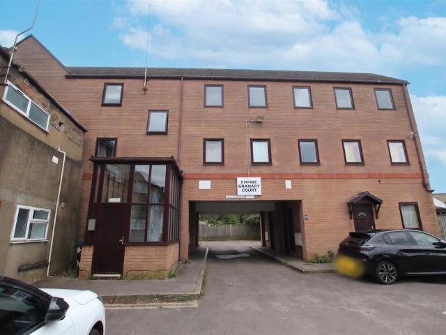 1 bedroom flat for sale