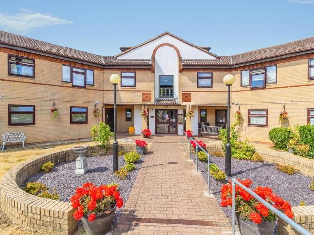 1 bedroom flat for sale