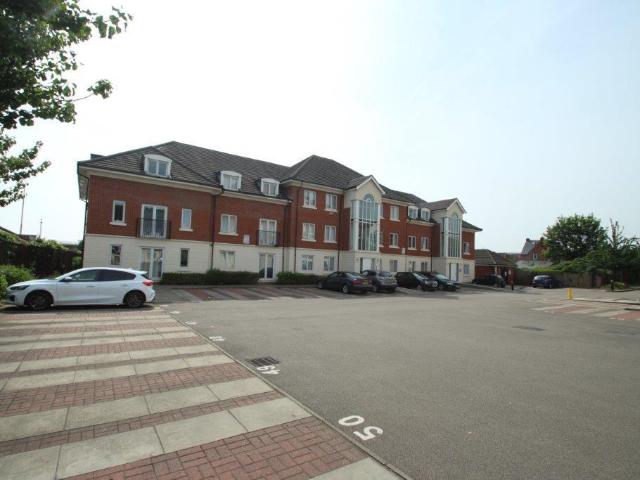 1 bedroom flat for sale