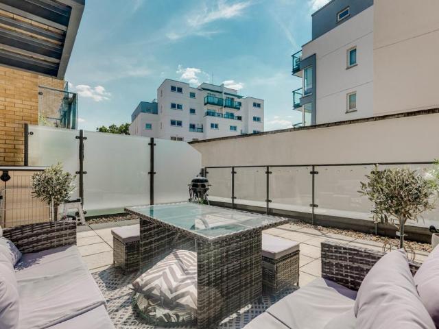 1 bedroom flat for sale