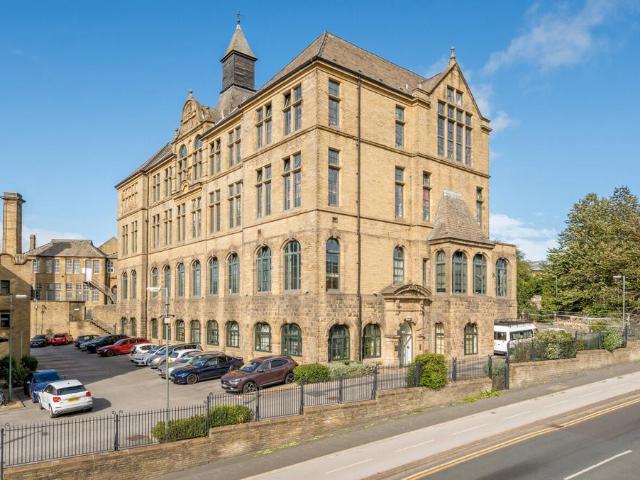 1 bedroom flat for sale