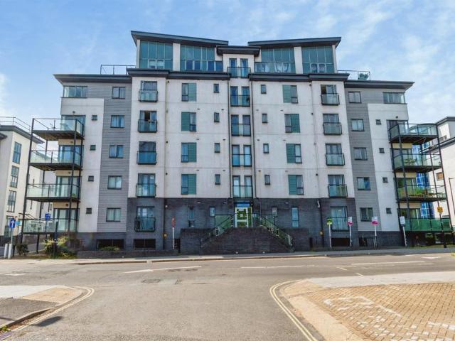 1 bedroom flat for sale