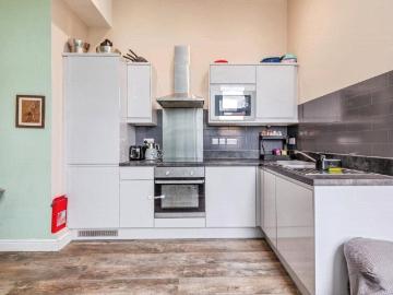 1 bedroom flat for sale
