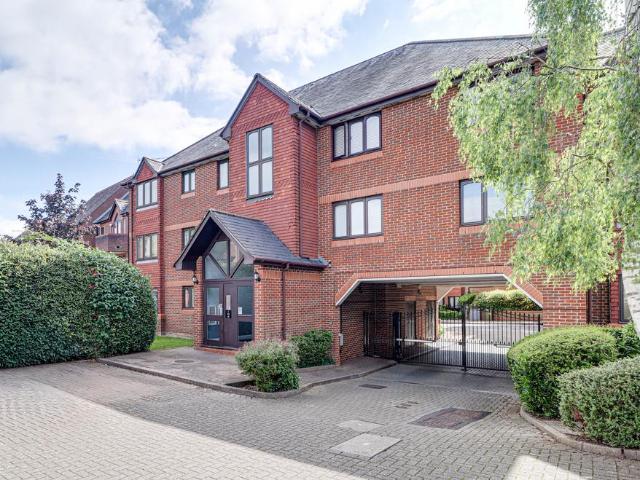 1 bedroom flat for sale