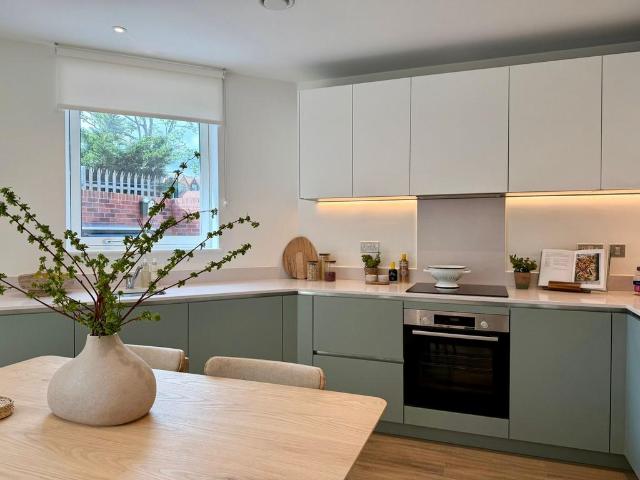 1 bedroom flat for sale