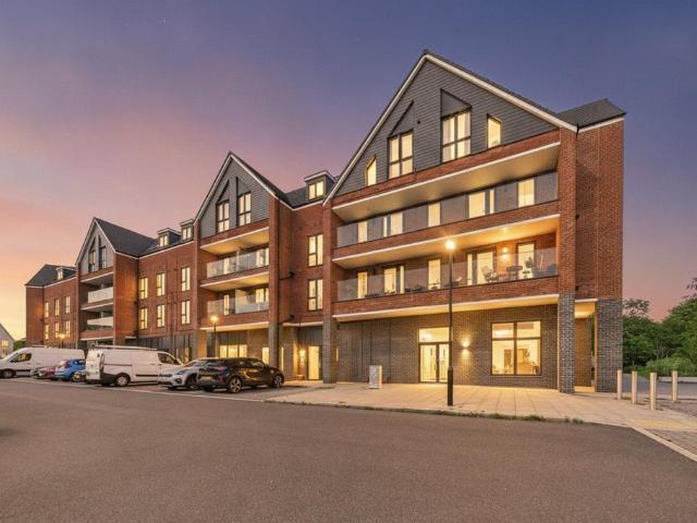 1 bedroom flat for sale