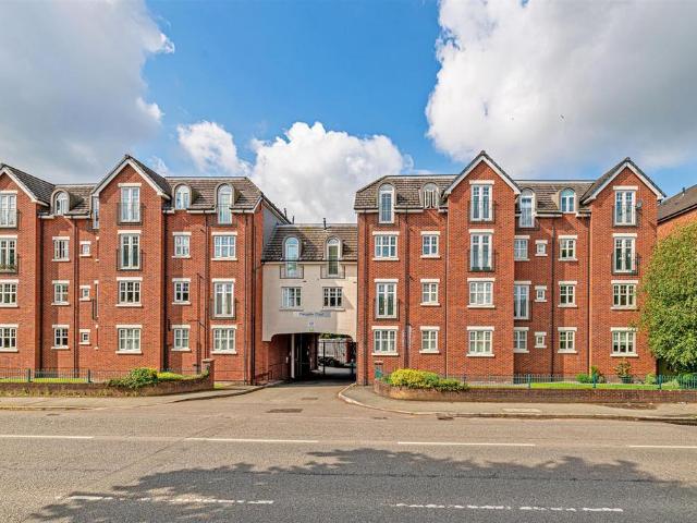 1 bedroom flat for sale