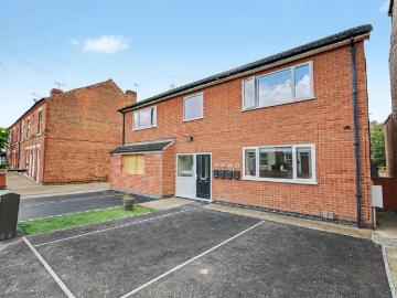 Flat for sale in Broxtowe - Garden
