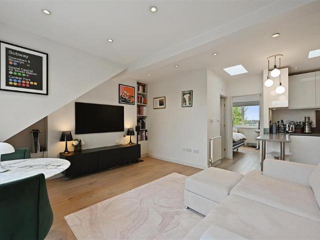 1 bedroom flat for sale