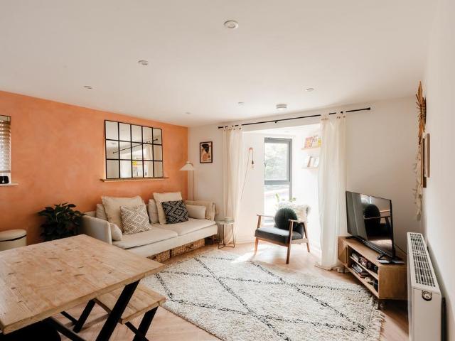 1 bedroom flat for sale