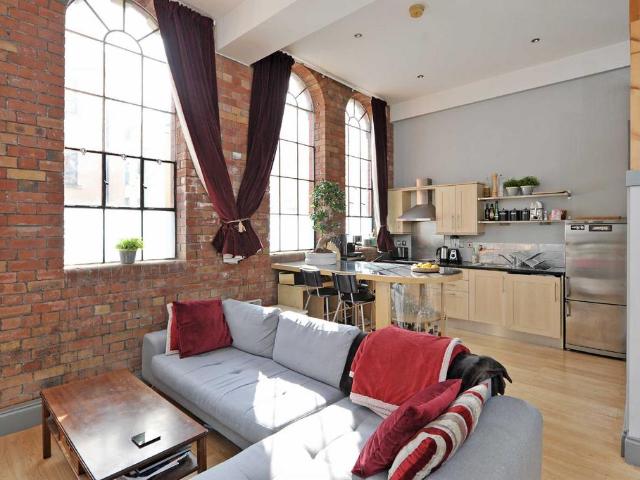 1 bedroom flat for sale