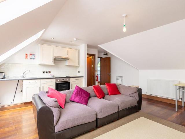 1 bedroom flat for sale