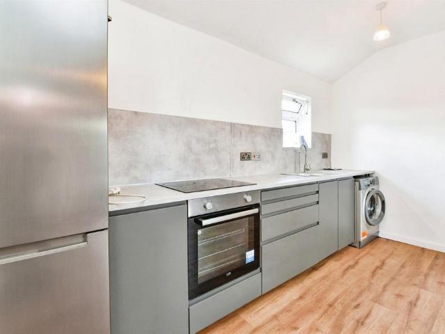 1 bedroom flat for sale