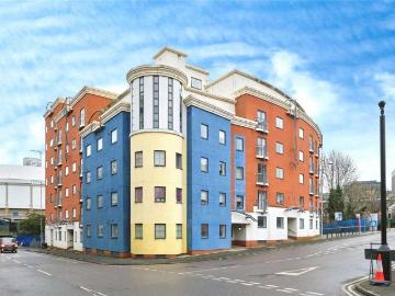 1 bedroom flat for sale