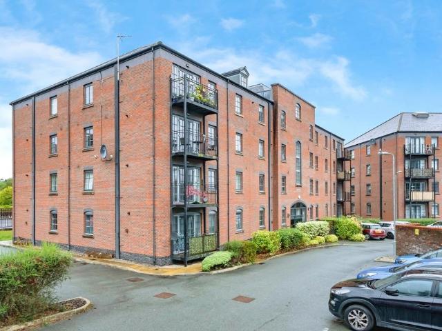 1 bedroom flat for sale