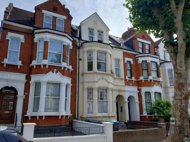 1 bedroom flat for sale