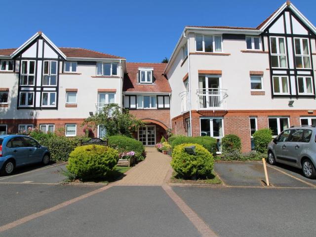 1 bedroom flat for sale