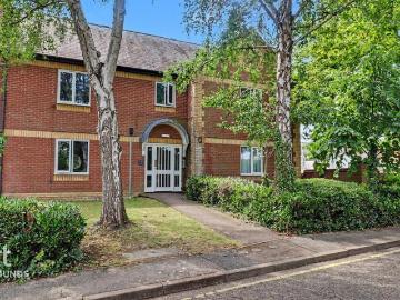 1 bedroom flat for sale