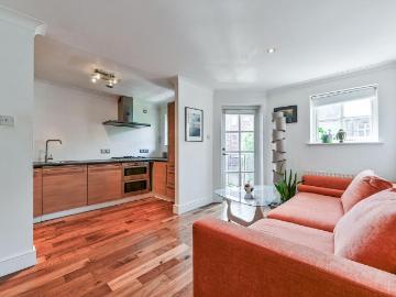 1 bedroom flat for sale