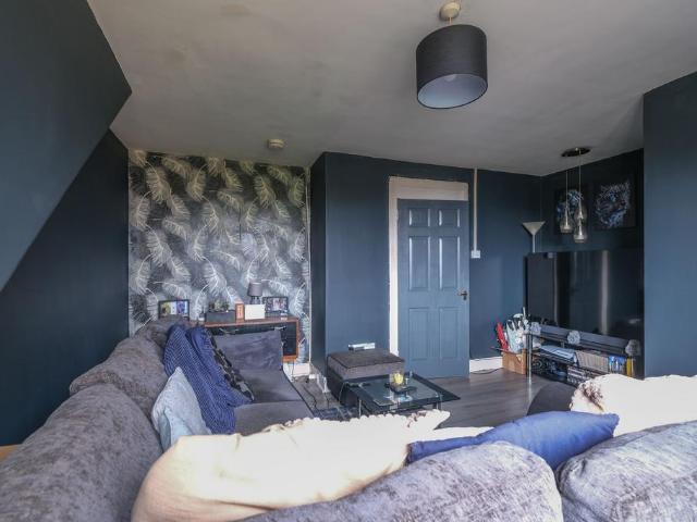 1 bedroom flat for sale