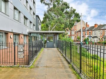 1 bedroom flat for sale