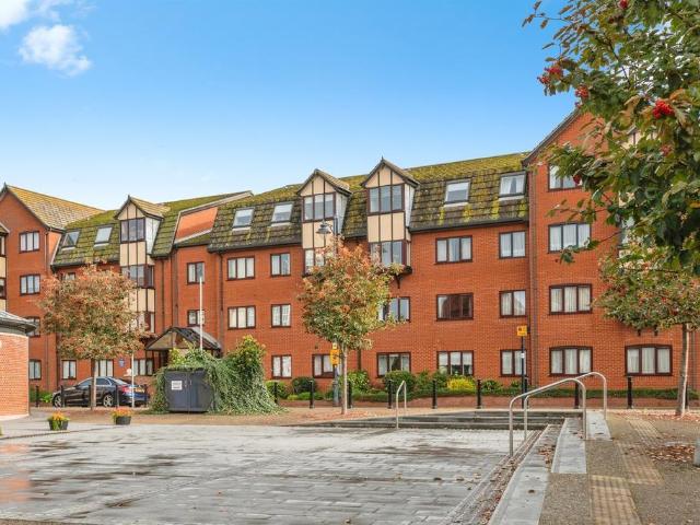 1 bedroom flat for sale