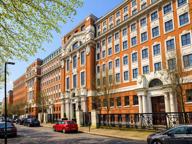 1 bedroom flat for sale