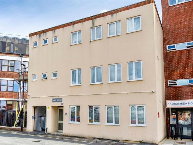 1 bedroom flat for sale