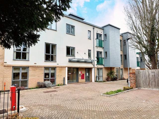 1 bedroom flat for sale
