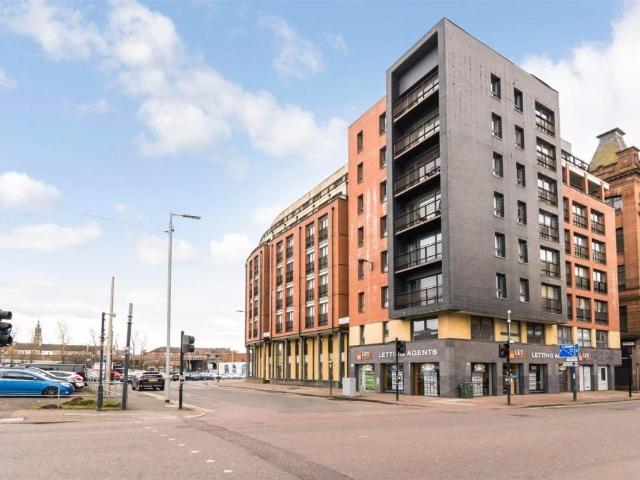 1 bedroom flat for sale