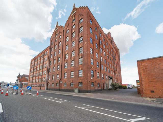 1 bedroom flat for sale