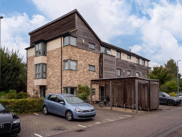 1 bedroom flat for sale
