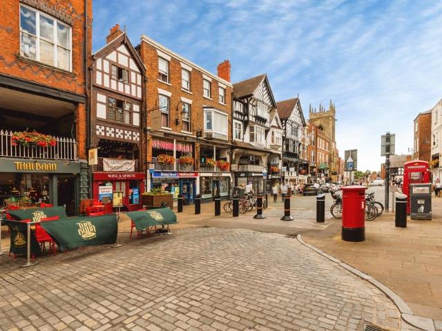 1 bedroom flat for sale