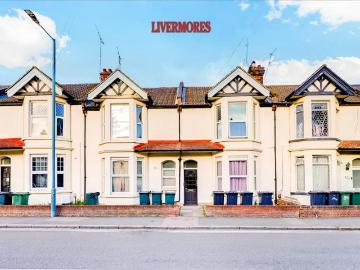 1 bedroom flat for sale