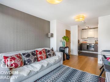 1 bedroom flat for sale