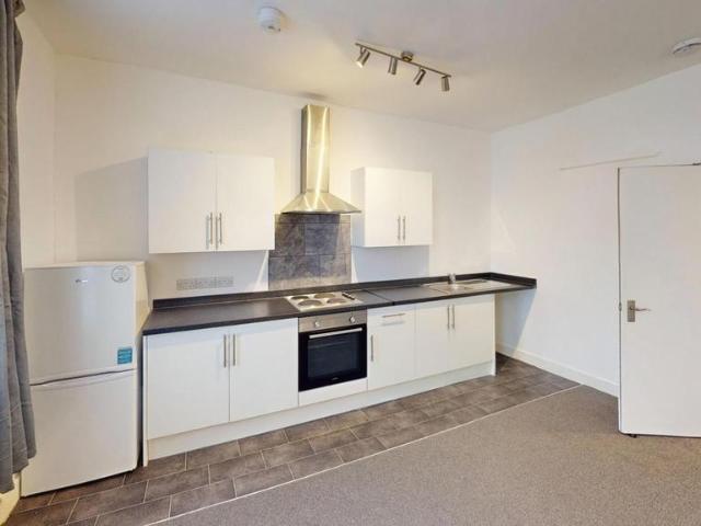 1 bedroom flat for sale